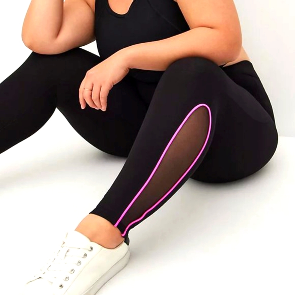 ❤️NWT TORRID LEGGING - HIGH RISE -  MESH LEG INSET PURPLE PIPING - 2X